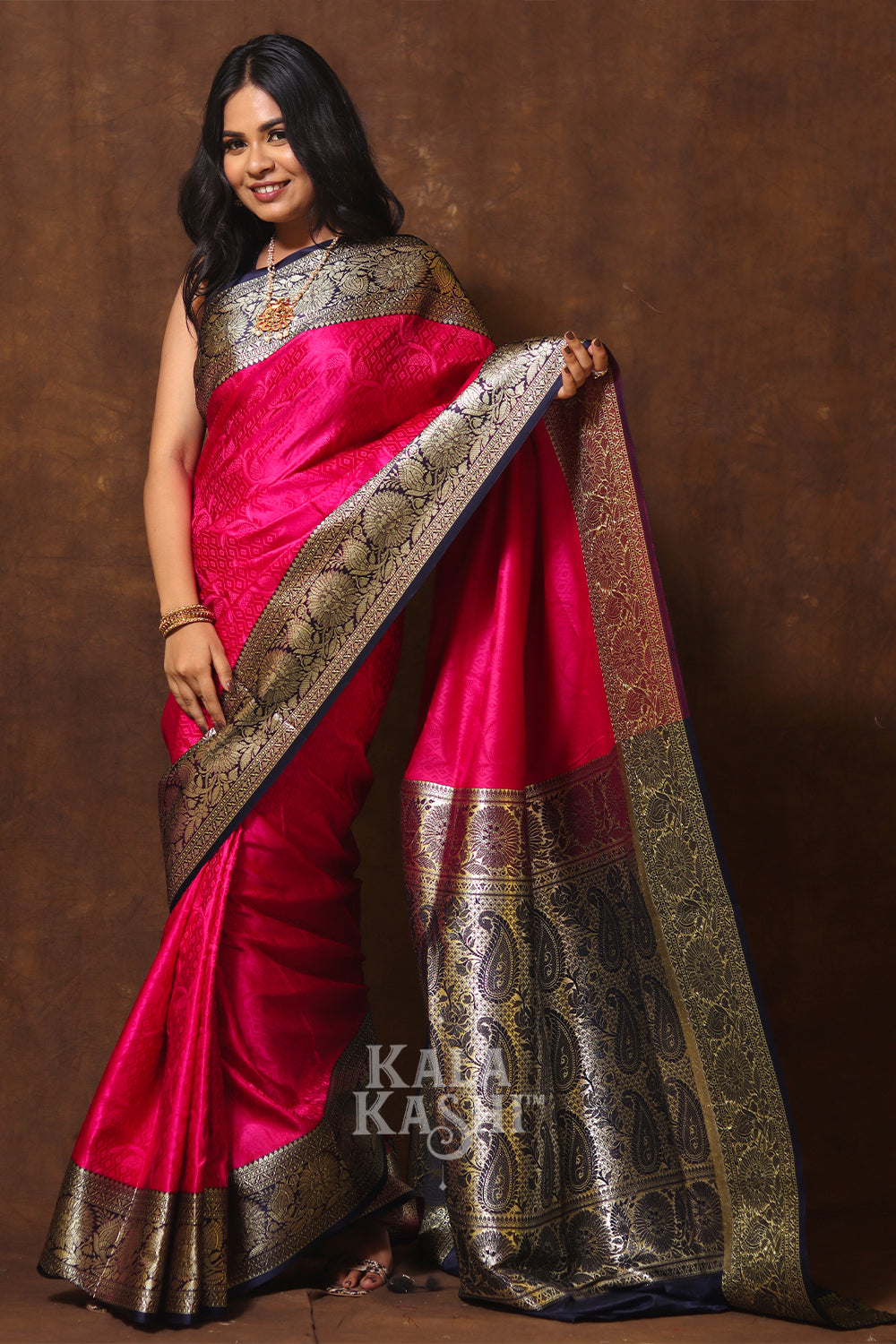 Red Hand Woven Banarasi Silk Saree