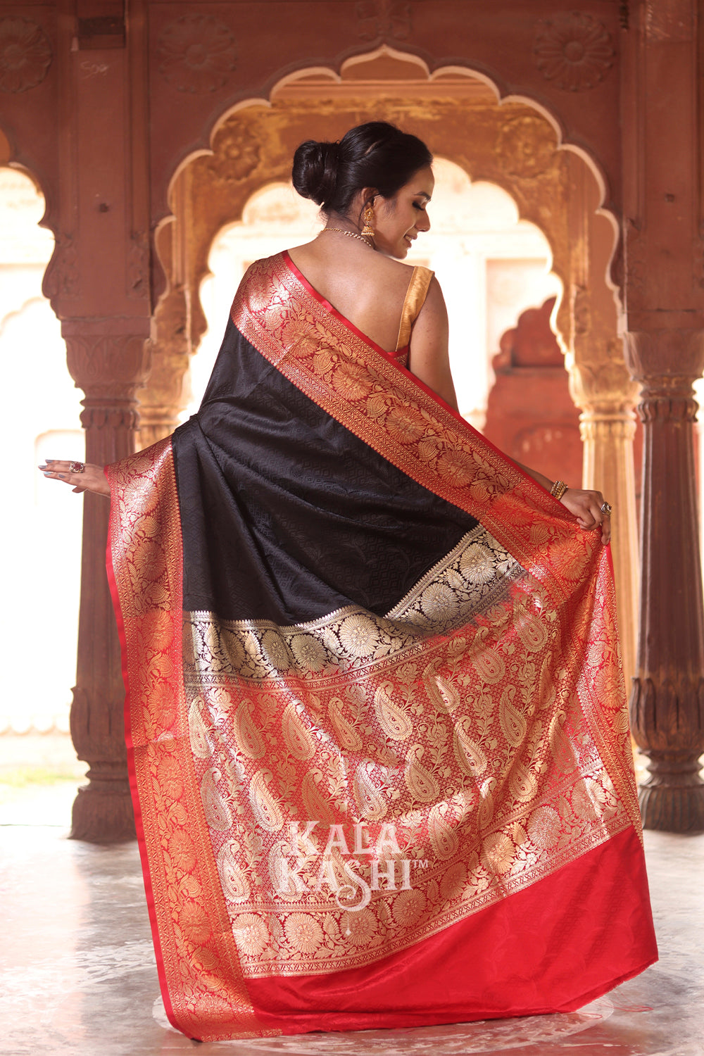 Black Hand Woven Banarasi Silk Saree