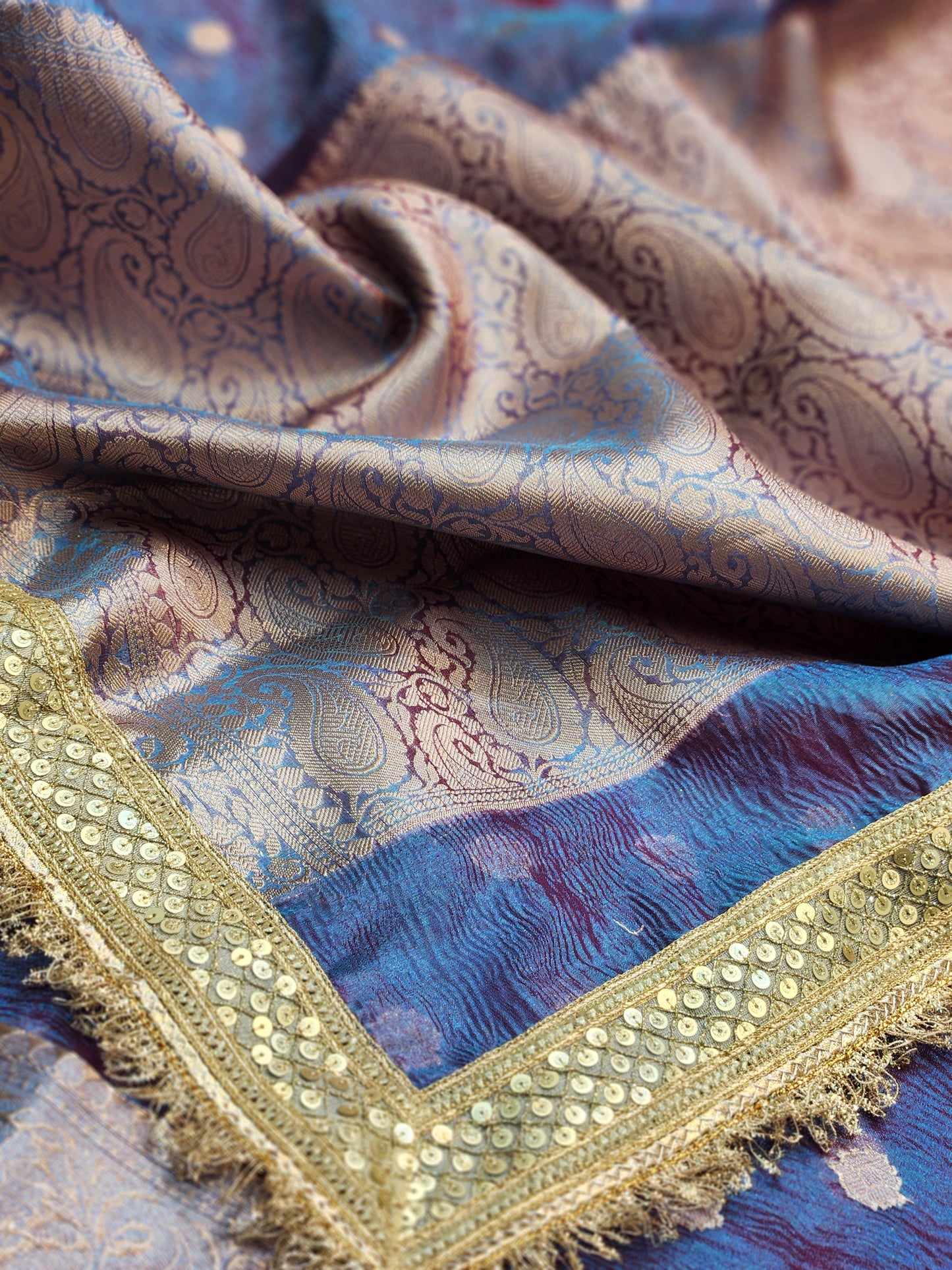 Maharani Collection Dhoop Chao Crushed Tissue silk saree