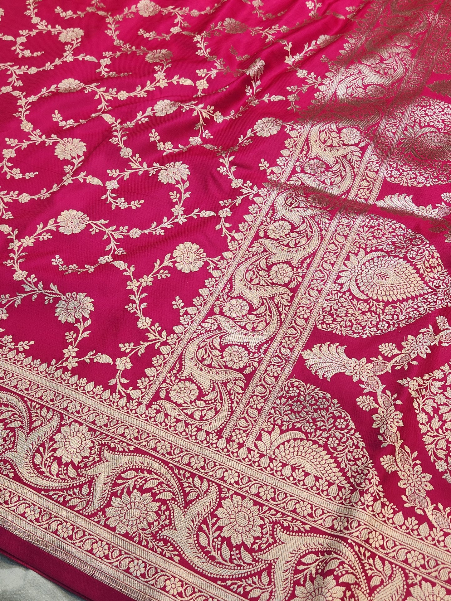 Bridal Rani Mashru katan Silk Banarasi Saree With Jaal Pattern
