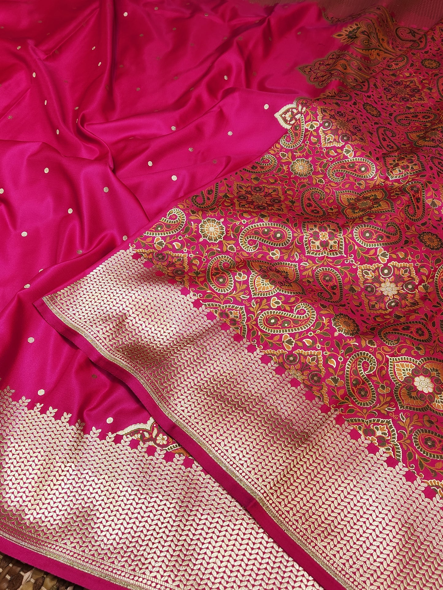 Dark rani pink Kimkhab mashru silk saree with all over booti