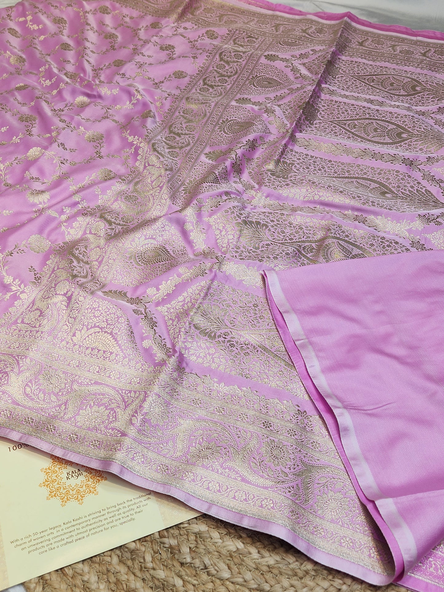 Soft Baby Pink Color Mashru Silk Banarasi Saree With Jaal Pattern