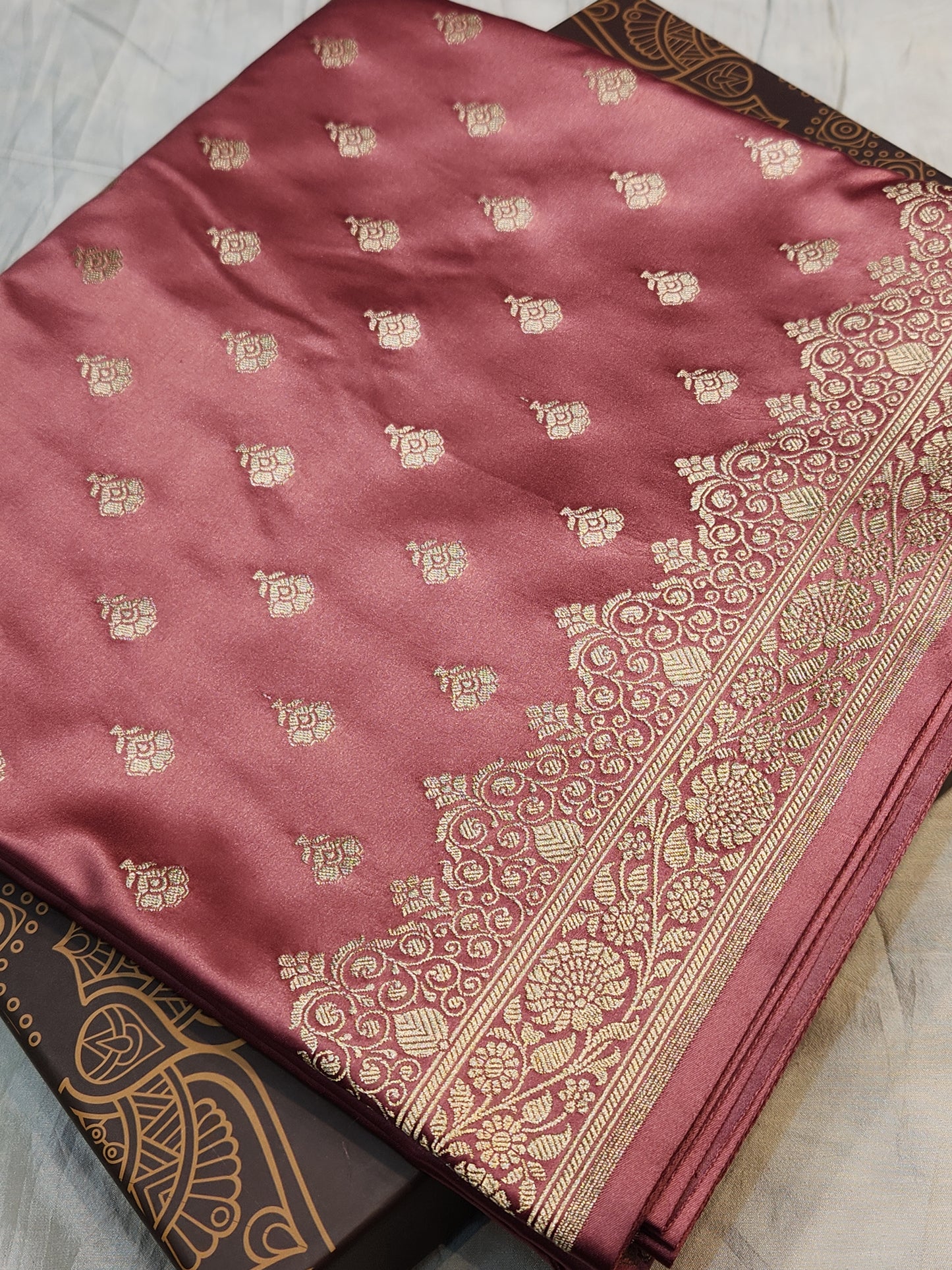 Mesmerizing Peach Mashru Silk Saree