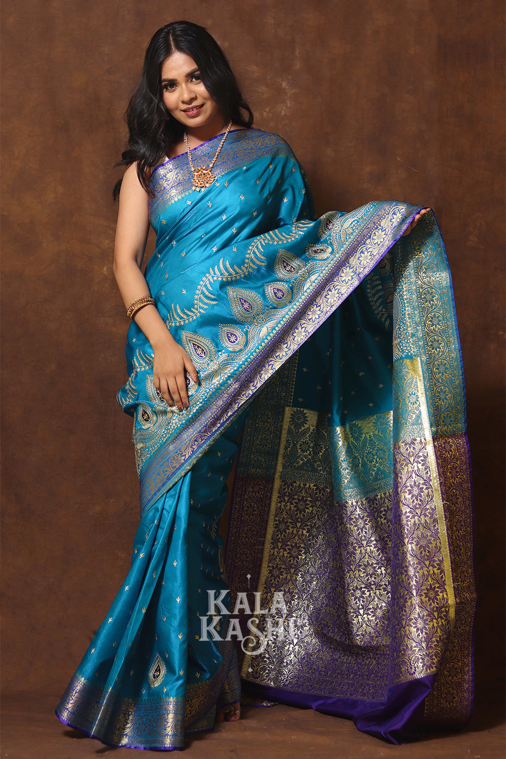 Blue Hand Woven Banarasi Satin Silk Saree