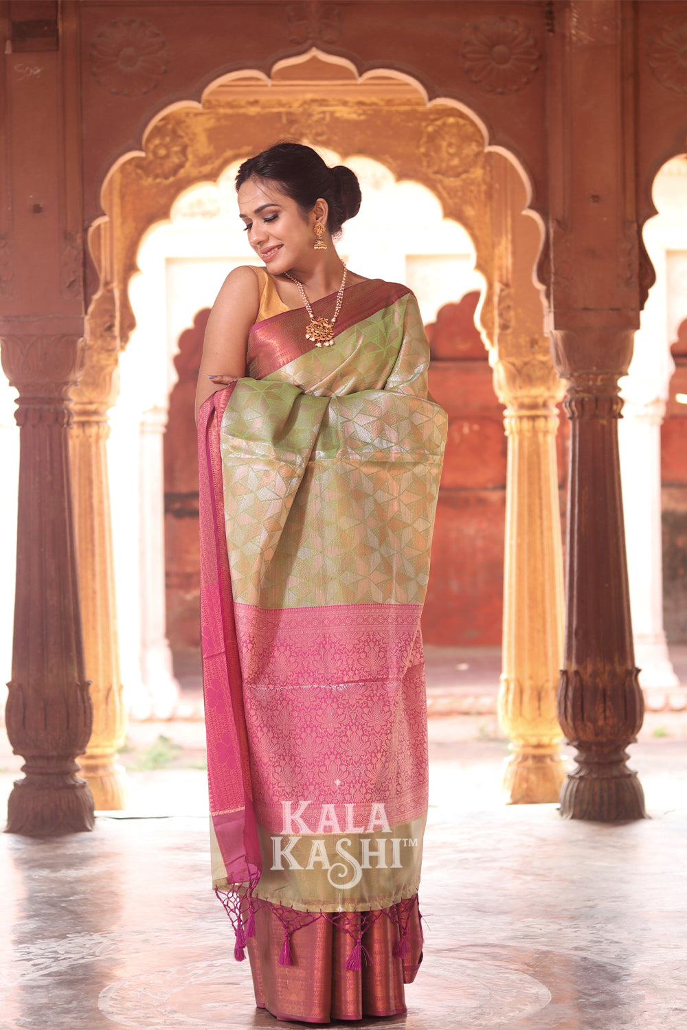 Yellow Green Hand Woven Kanjivaram Silk Saree