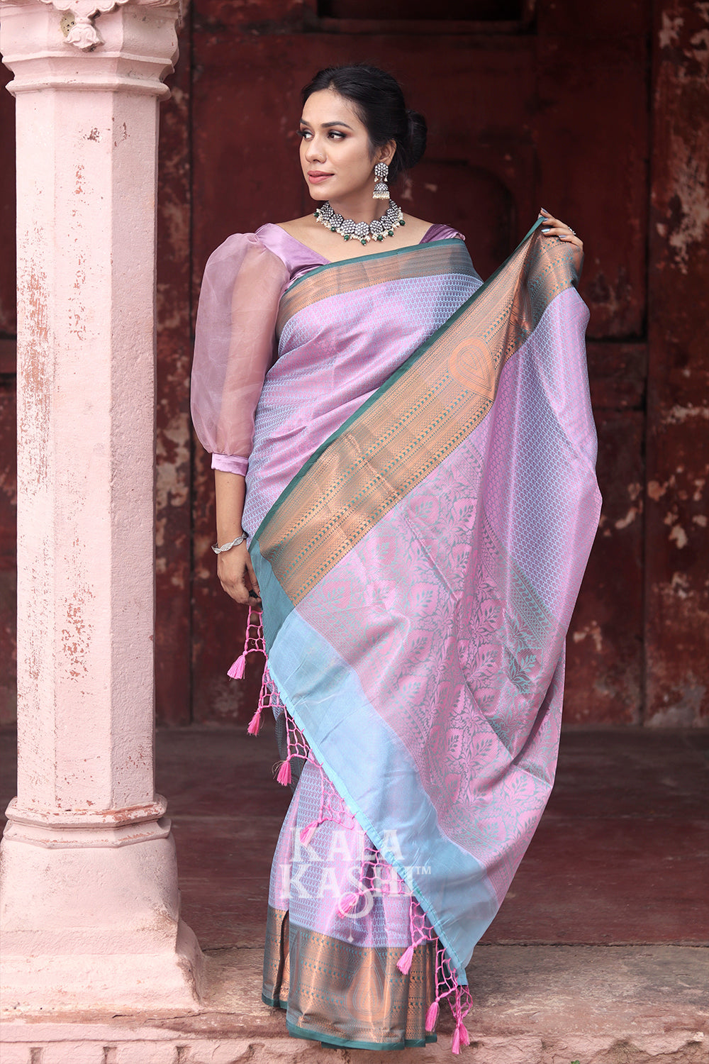 Bright Purple Hand Woven Zari Tanchuyi Saree