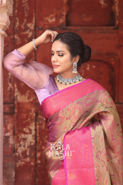 Salmon Red Hand Woven Kanjivaram Silk Saree