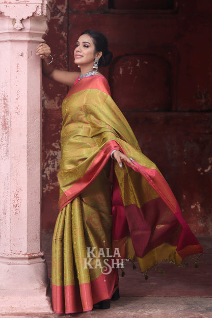 Heena Green Hand Woven Kanjivaram Silk Saree