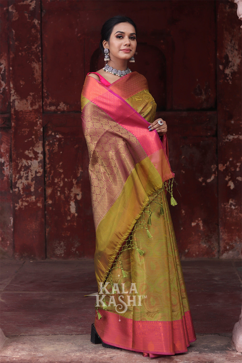 Heena Green Hand Woven Kanjivaram Silk Saree