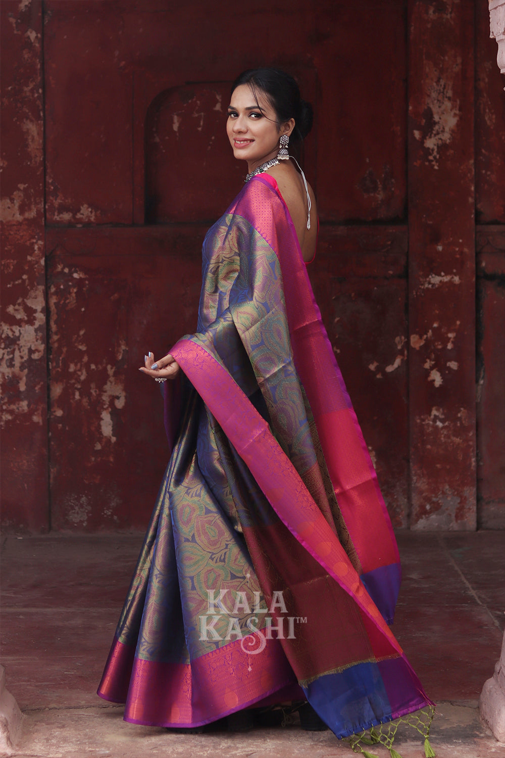 Saddle Brown Hand Woven Kanjivaram Silk Saree