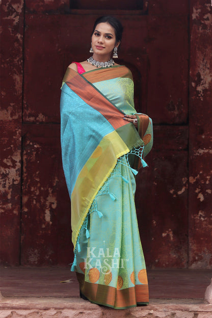 Pale Green Hand Woven Zari Tanchuyi Saree