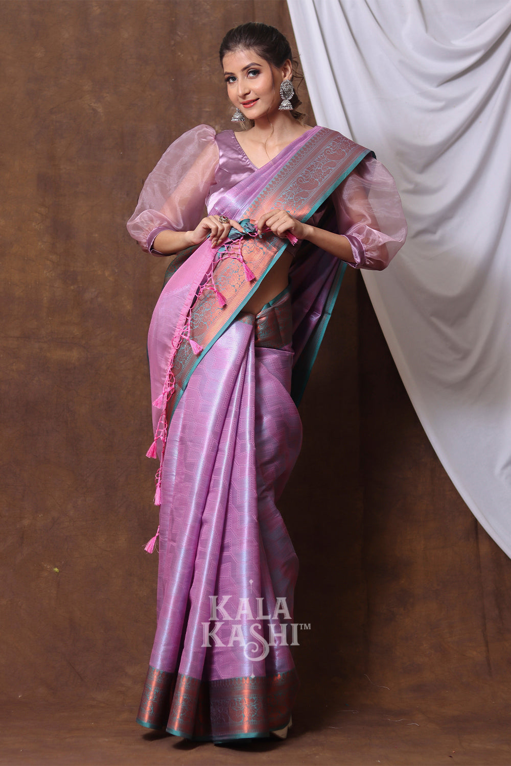 Magenta Hand Woven Kanjivaram Silk Saree