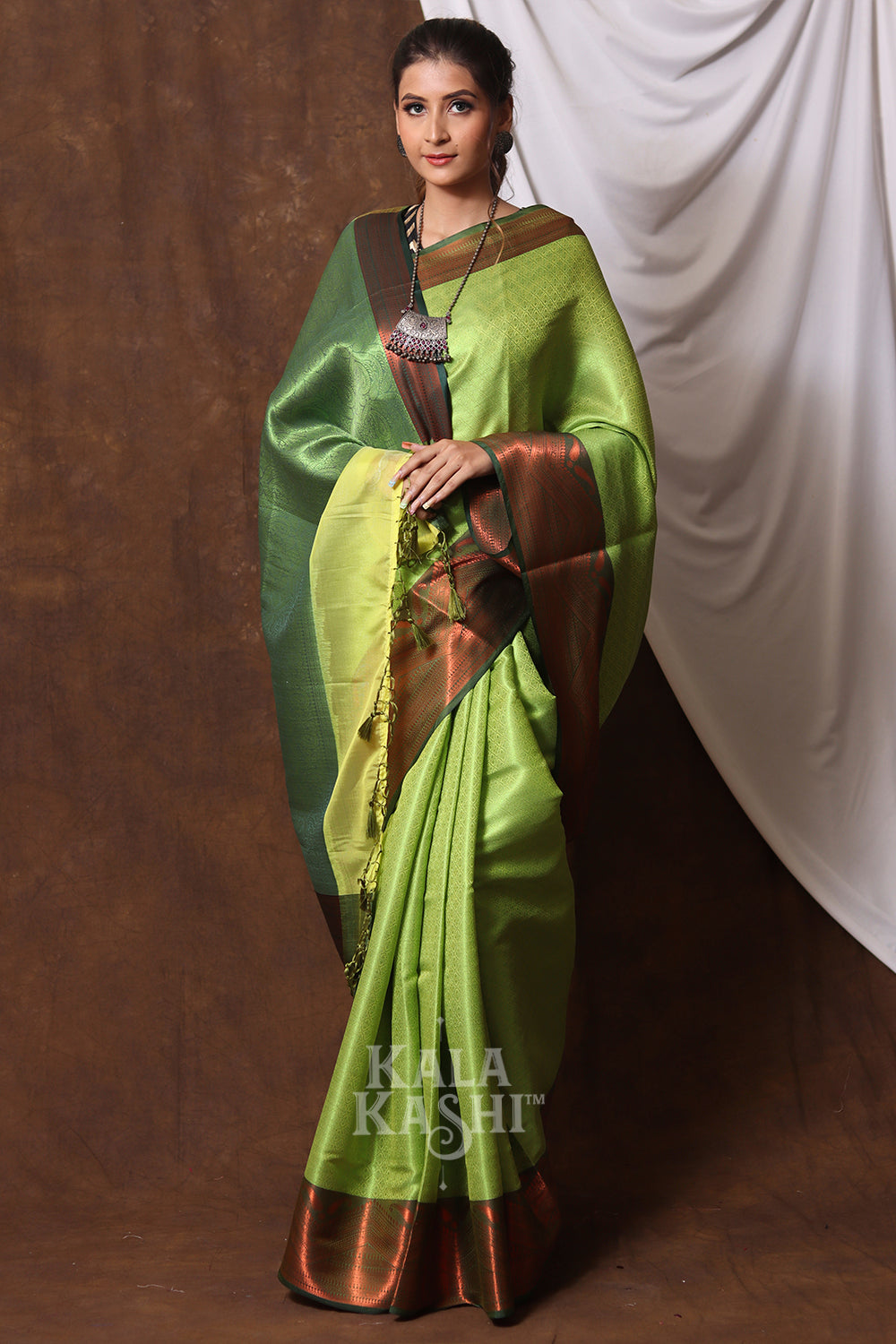 Lime Green Hand Woven Zari Tanchuyi Saree