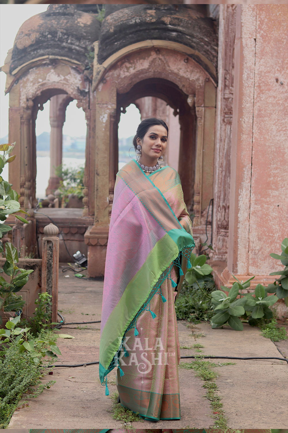 Rosy Brown Hand Woven Kanjivaram Silk Saree