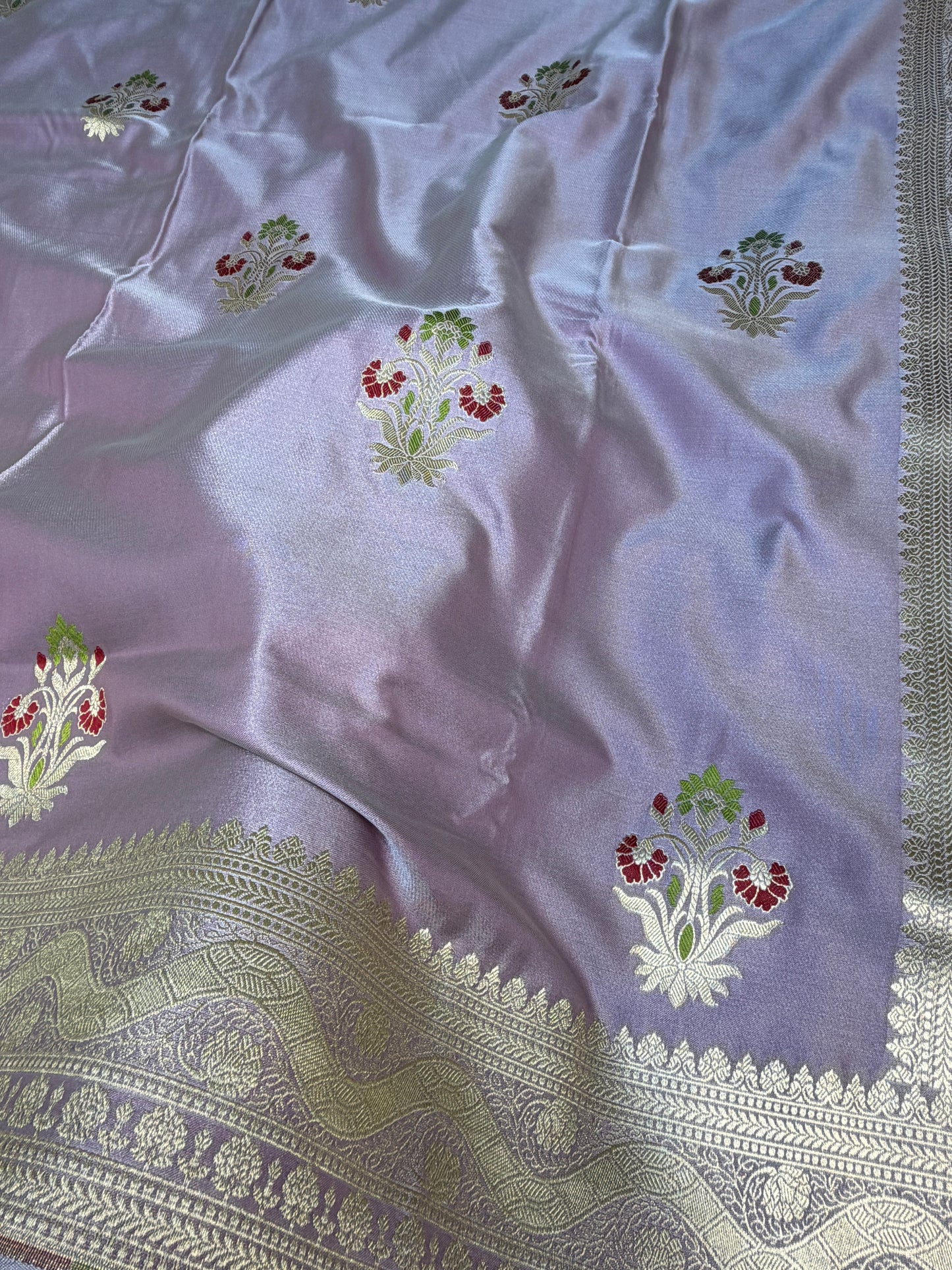 Light Maufe Banarasi Mashru Silk Banarasi Saree With Meena bootas