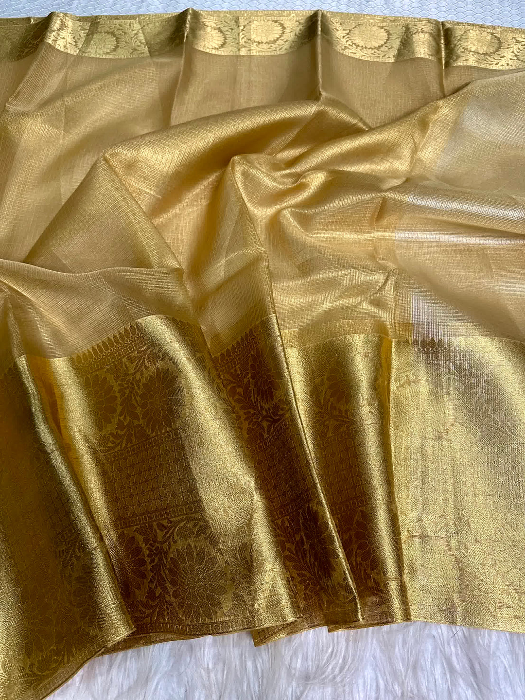Celebrity Inspired hit Gold Tissue Kota Saree