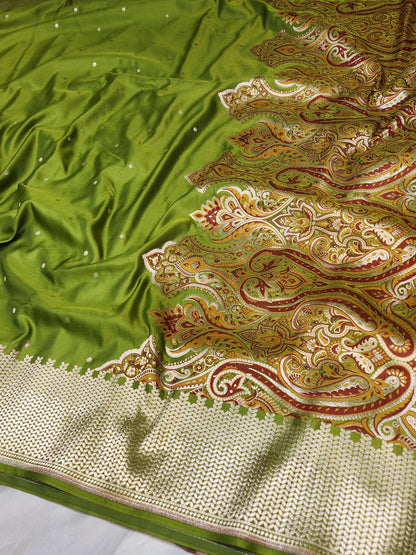 Kimkhab mashru silk saree with all over booti