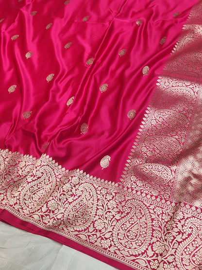 Mesmerizing Rani pink Mashru Silk Saree