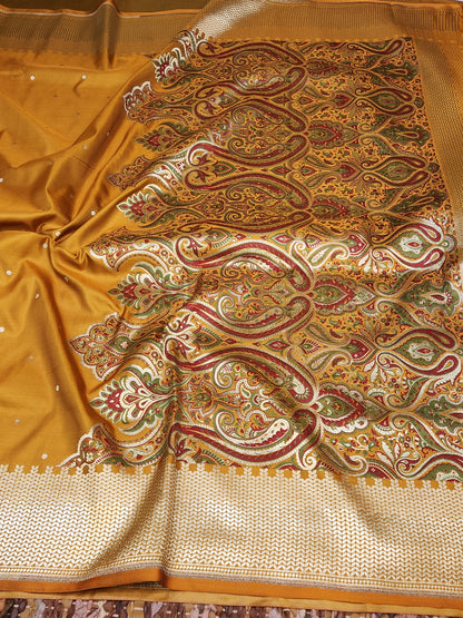 Kimkhab mashru silk saree with all over booti