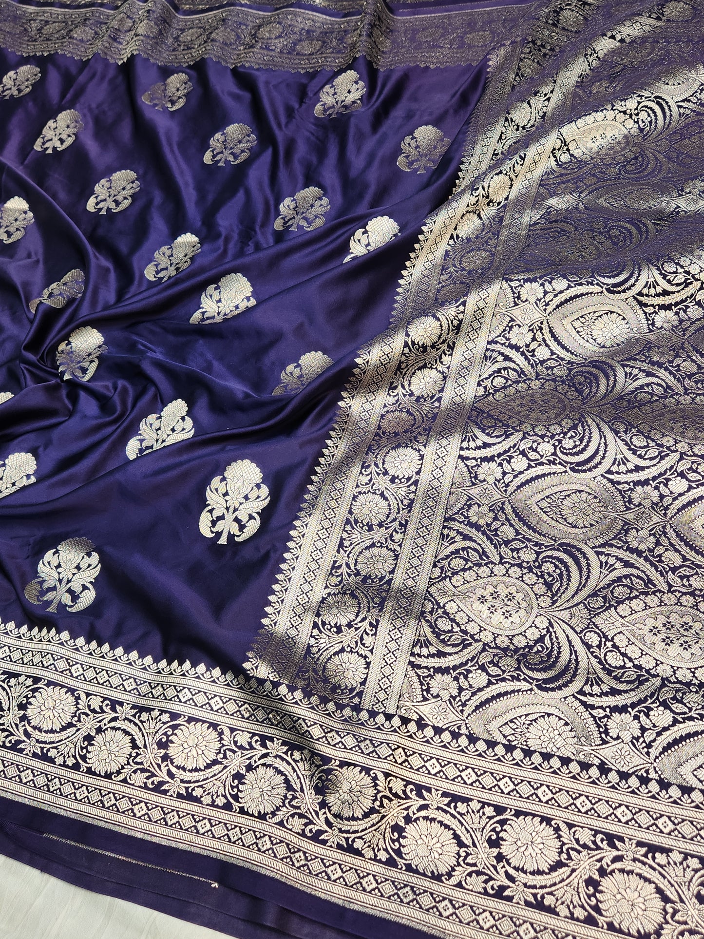 Mesmerizing Purple Mashru Silk Saree