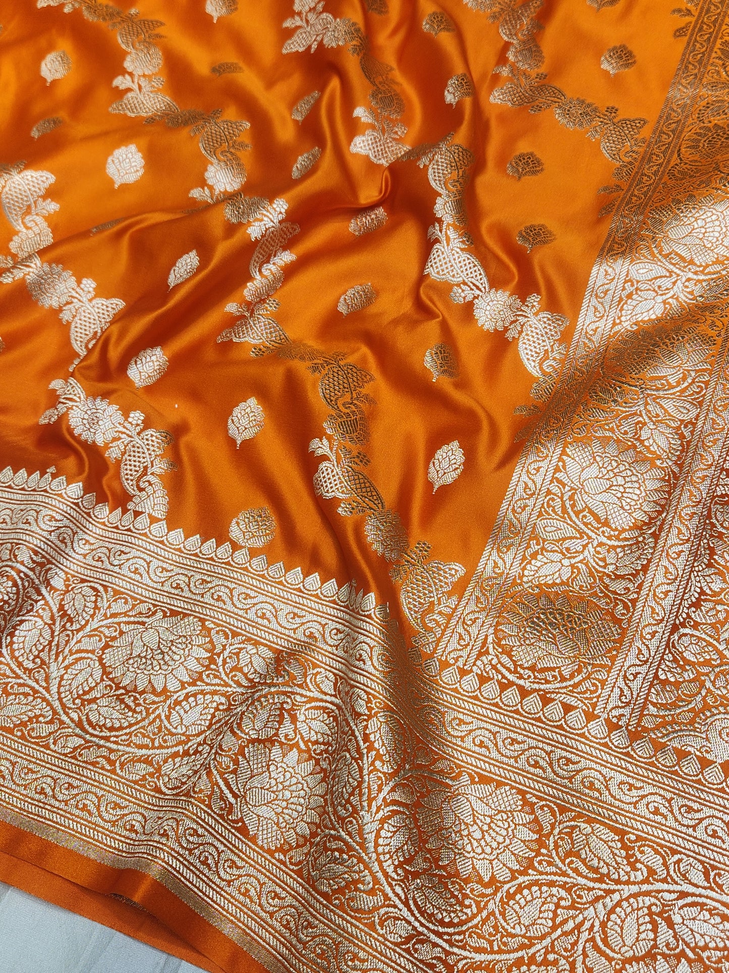 Mesmerizing Orange Mashru Silk Saree