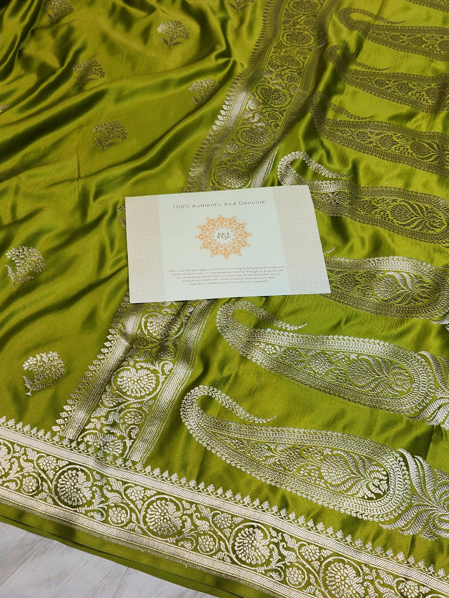 Mesmerizing Mehandi Green Mashru Silk Saree