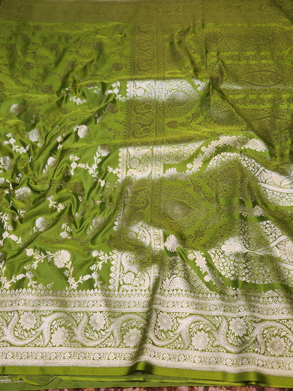 Mehandi Mashru Silk Banarasi Saree Jaal Pattern